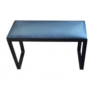 Soporte negro para pedicura en estilo loft con cojines de polipiel suave 475x320x200 patas de metal