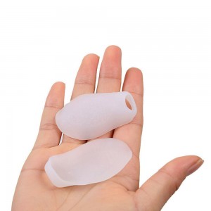 Protector en el hueso con un tabique y un anillo adicional. Bursprotector. Protección del hueso, blanco