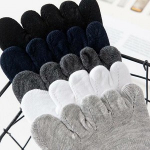  Chaussettes empreintes de pieds à cinq doigts, Printemps-Été-Automne, Chaussettes courtes mode à 5 doigts avec insert en silicone (prix par paire - couleur au choix)