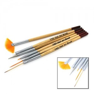  Set of 6 brushes for painting (wooden handle)