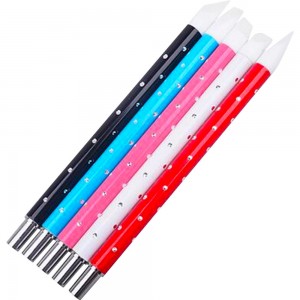  A set of silicone brushes 5 pieces. Pen with rhinestones