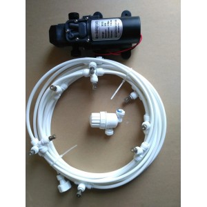  Kit de brumisation 10m. 10 buses 0,3 mm. avec une pompe. Blanc.