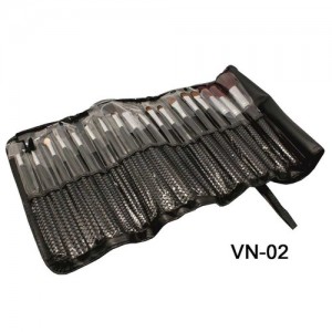  Set of makeup brushes 18 with ties VN-02