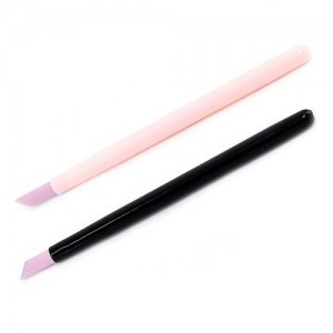  Plastic cuticle sticks (black/pink)