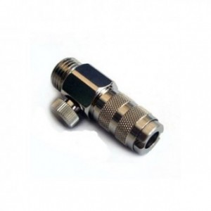 Quick release coupling with pressure regulator