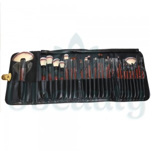 A set of makeup brushes in your purse