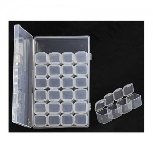Plastic container with 28 sections G01