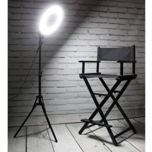 Mobile make-up chair, aluminum, for on-site work, wide footrest, folding, for photo studios
