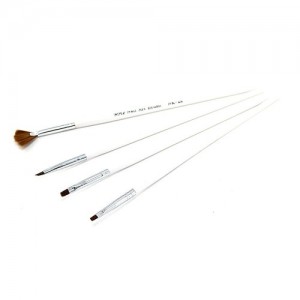  Set of 4 brushes for painting (white handle)