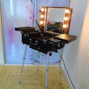  Maquilleur studio mobile, coiffeur