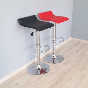 Bar stool with footrest