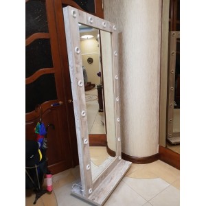 Makeup growth mirror with lighting 1800x800 without lamps