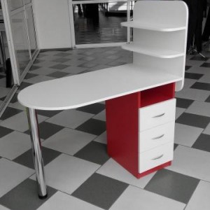  Table de manucure avec tiroirs et étagères blanc-rouge