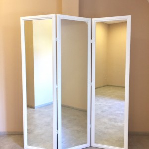 Mirror screen for beauty salons 4 sections