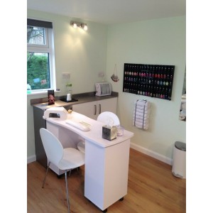  Stationary manicure table for a beauty salon